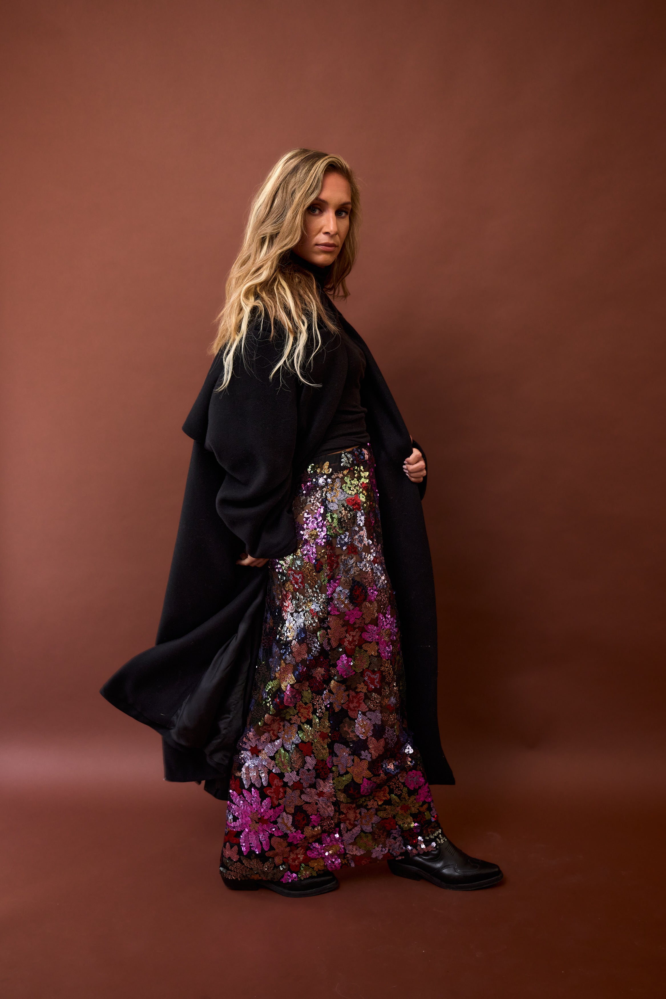 Skirt with elastic in waist